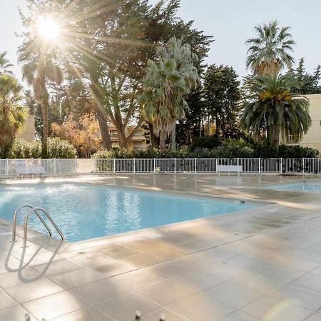 Spacious Apartment At A 5 Min Walk From The Beach Антиб Экстерьер фото