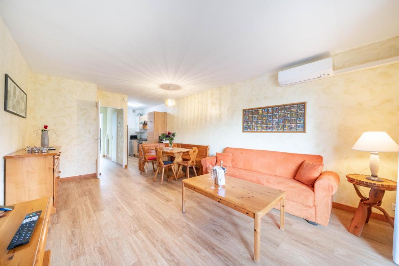 Spacious Apartment At A 5 Min Walk From The Beach Антиб Экстерьер фото
