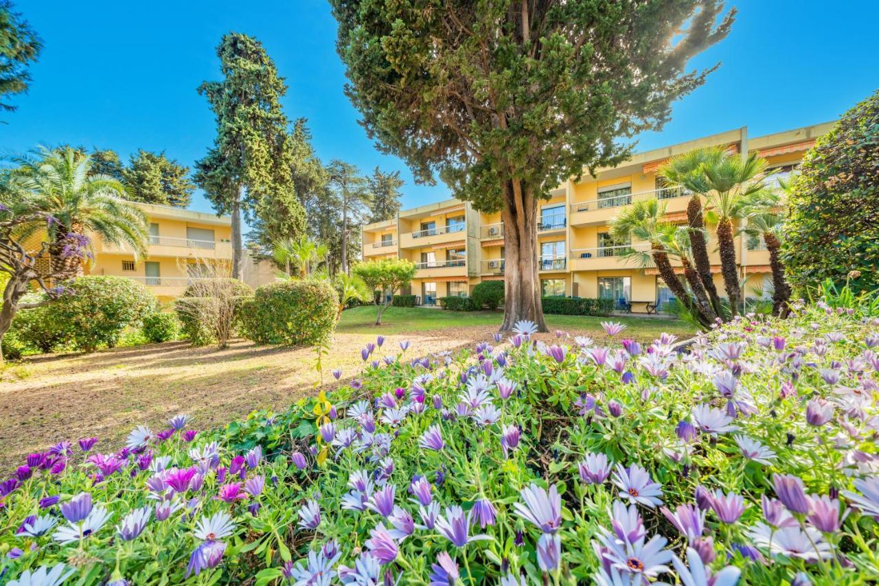 Spacious Apartment At A 5 Min Walk From The Beach Антиб Экстерьер фото